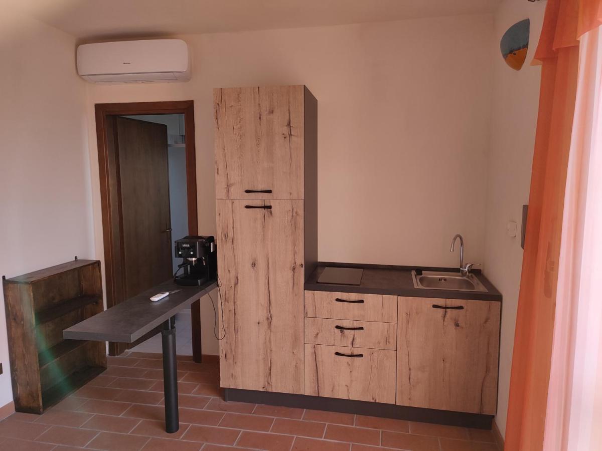 B&B Casale Roshlee Gualdo Cattaneo Eksteriør bilde