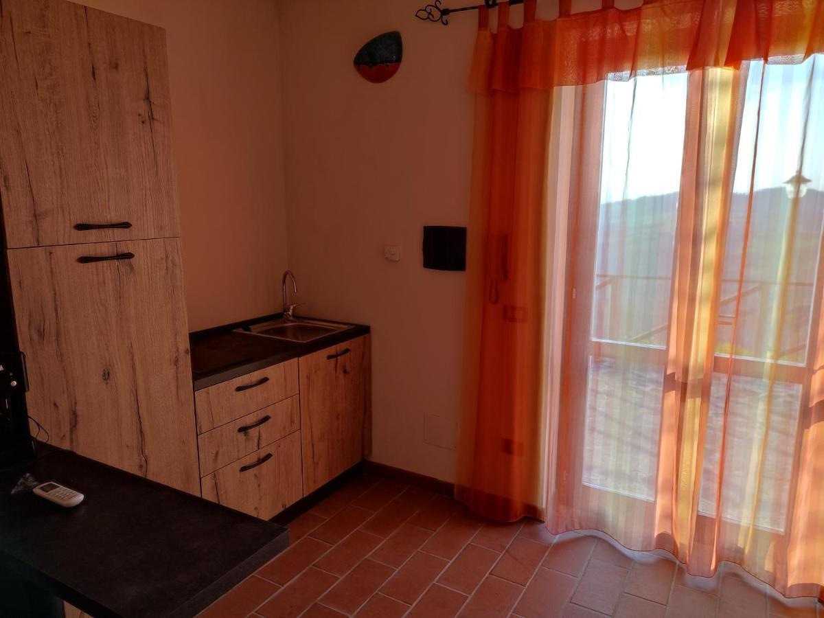 B&B Casale Roshlee Gualdo Cattaneo Eksteriør bilde