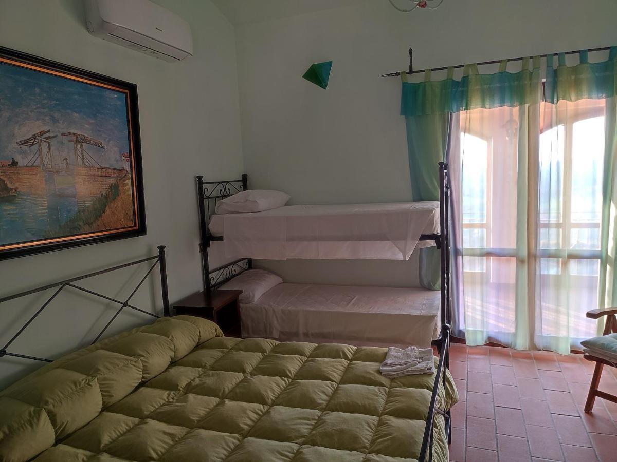 B&B Casale Roshlee Gualdo Cattaneo Eksteriør bilde